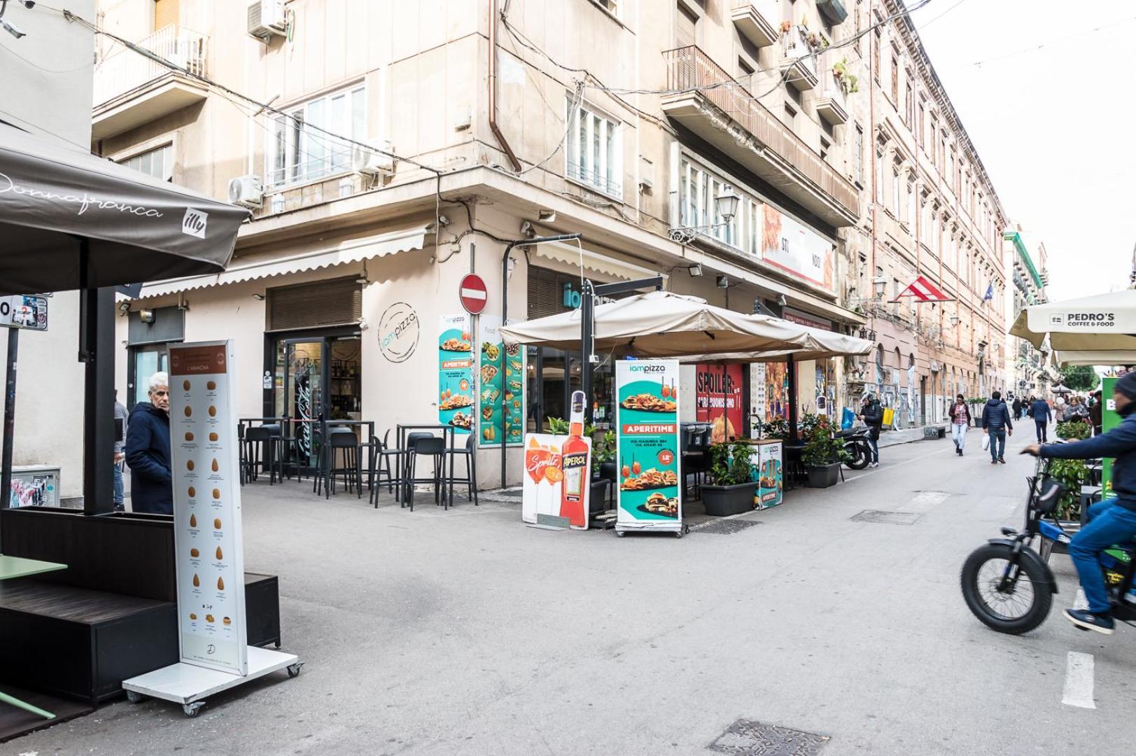 Into Vicino Al Teatro Massimo Bed & Breakfast
